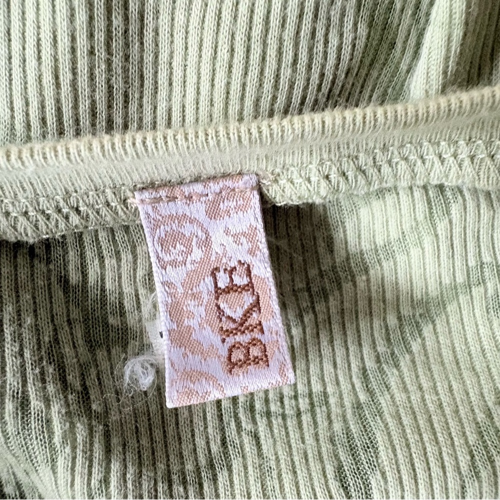 BKE Light Green Long Sleeve Top - Picture 4 of 5